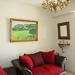 فيلة Monambeles سفوروناتا