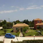 Monambeles Villa Svoronata
