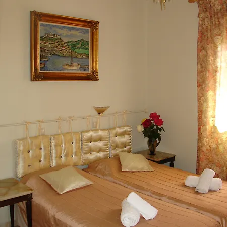 Villa Monambeles *