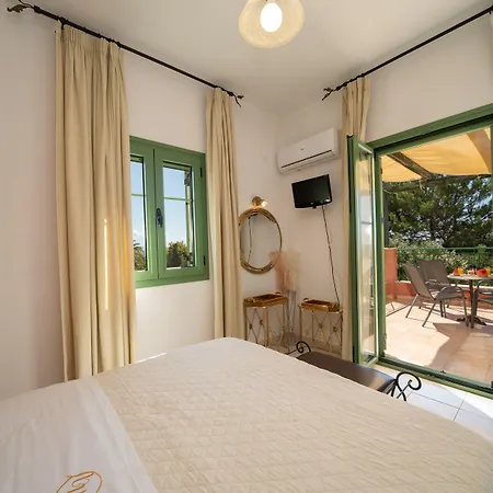 Vila Monambeles Svoronata