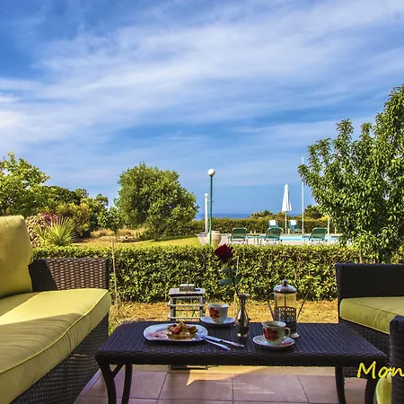 Villa Monambeles